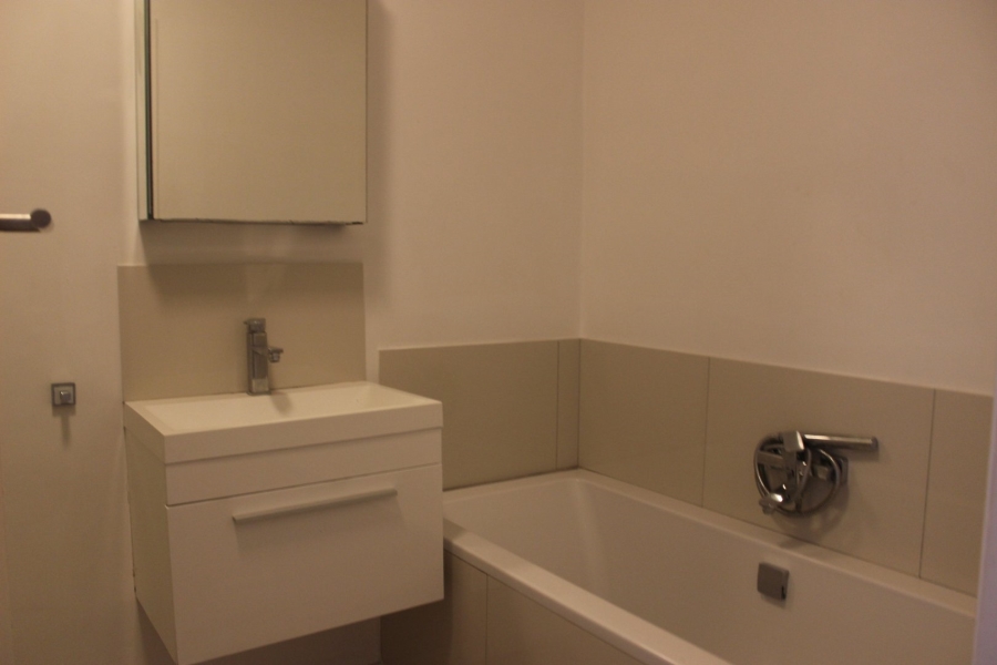 To Let 1 Bedroom Property for Rent in Three Anchor Bay Western Cape